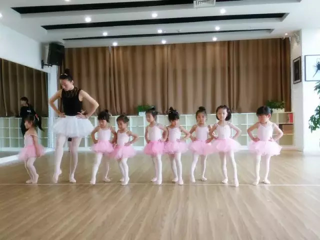 武汉芭蕾舞培训机构哪家好？
