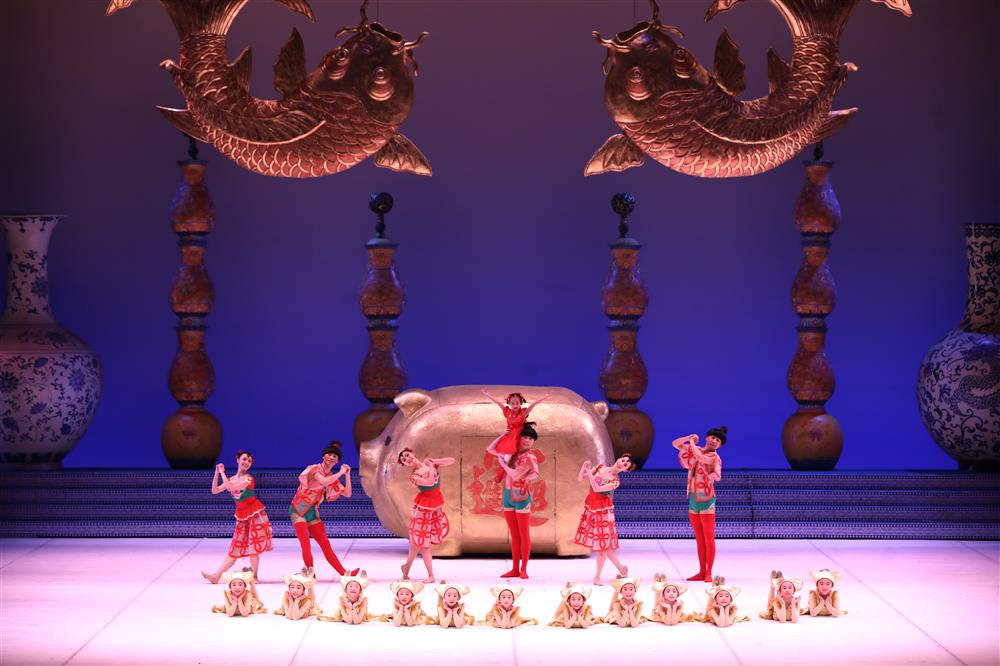 芭蕾舞剧《过年》-中国版《胡桃夹子》深受西方认可
